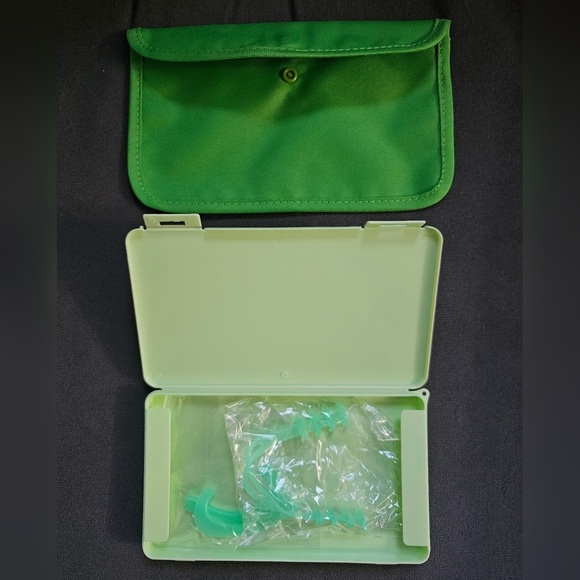 Face Mask Case Combo 😷 - Picture 2 of 3